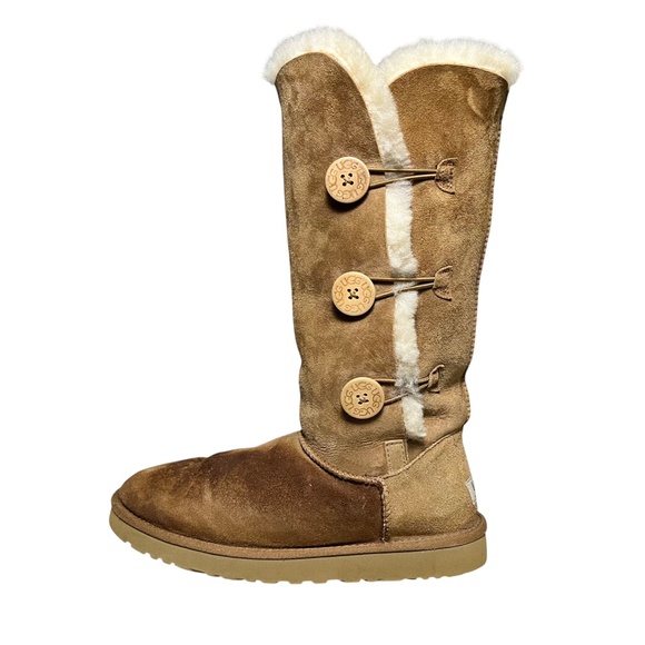 UGG Bailey Button Triplet II Chestnut Tan Brown Shearling Boots Women's Size 10 - Picture 3 of 13